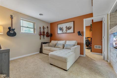 17975 E County Road 365 N Hope IN 47246