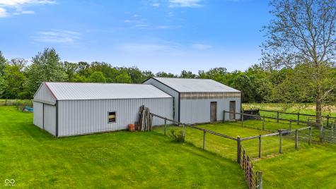 17975 E County Road 365 N Hope IN 47246