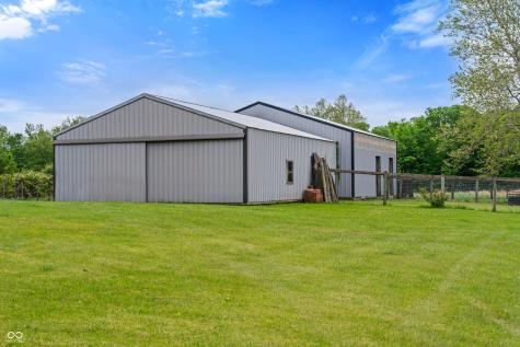 17975 E County Road 365 N Hope IN 47246