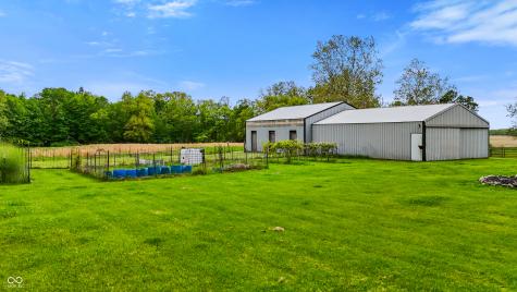 17975 E County Road 365 N Hope IN 47246