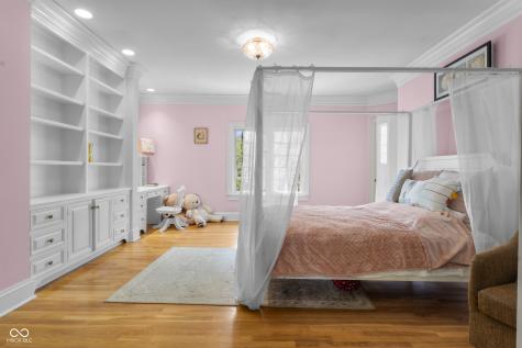 7946 Mill Stream Circle Indianapolis IN 46278