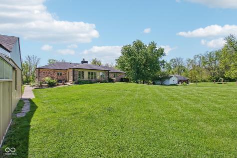 2440 E County Road 300 S Danville IN 46122