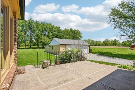 2440 E County Road 300 S Danville IN 46122