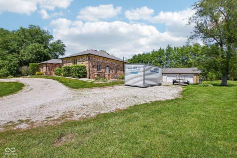 2440 E County Road 300 S Danville IN 46122