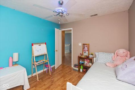 5527 Forest Ridge Court Indianapolis IN 46203