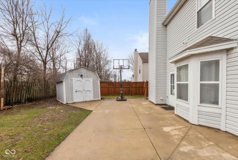 5527 Forest Ridge Court Indianapolis IN 46203