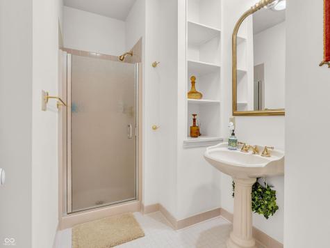 608 N Tulip Court Crawfordsville IN 47933