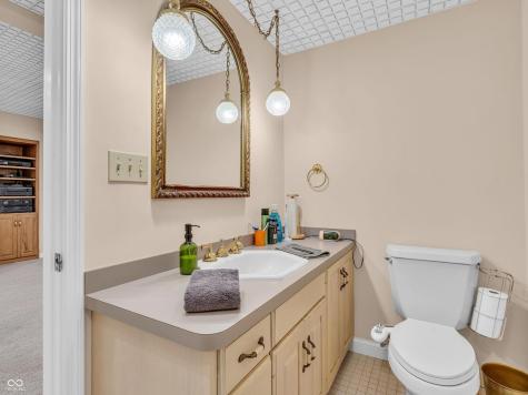608 N Tulip Court Crawfordsville IN 47933