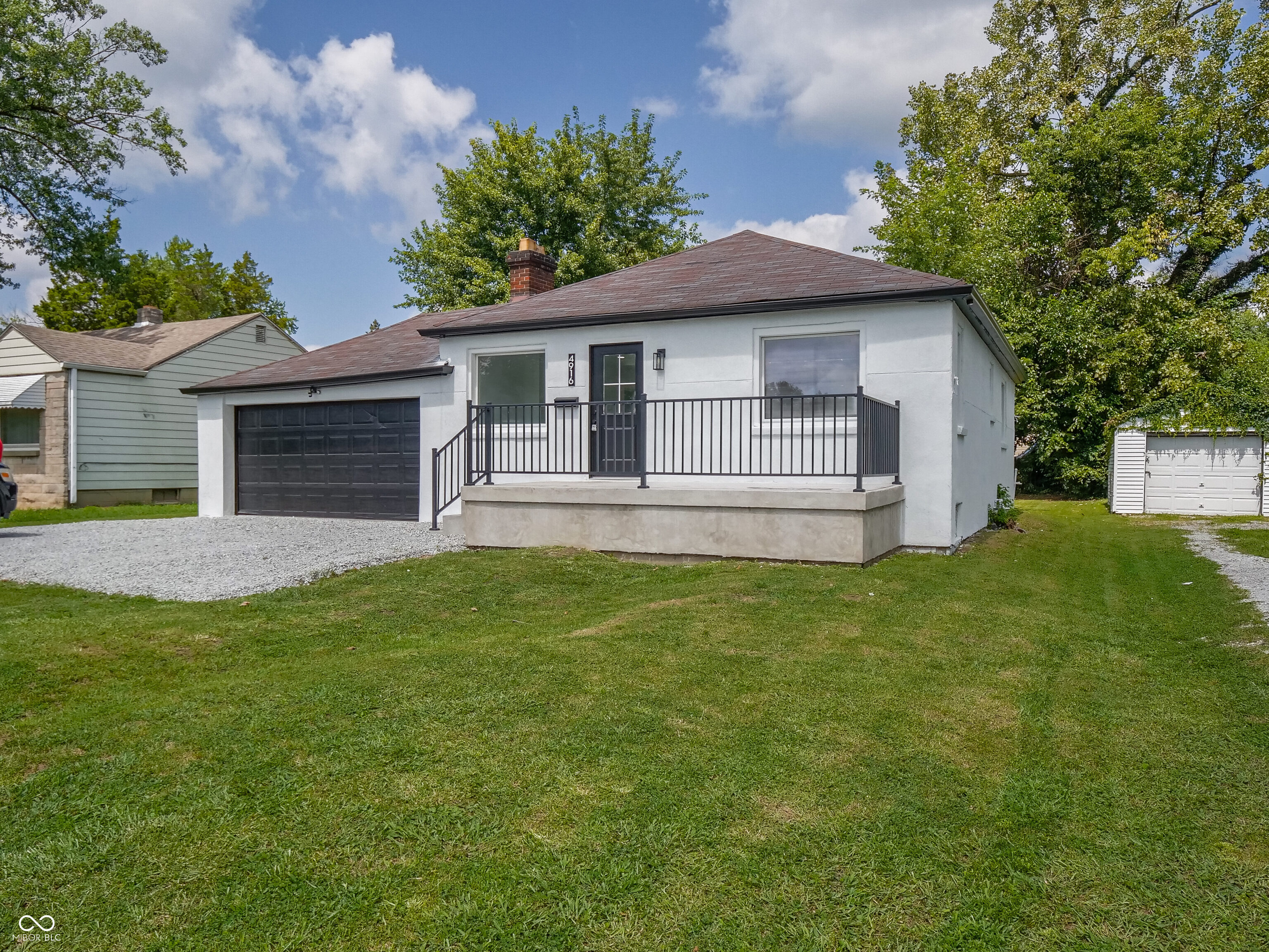 4916 E 34th Street Indianapolis IN 46218