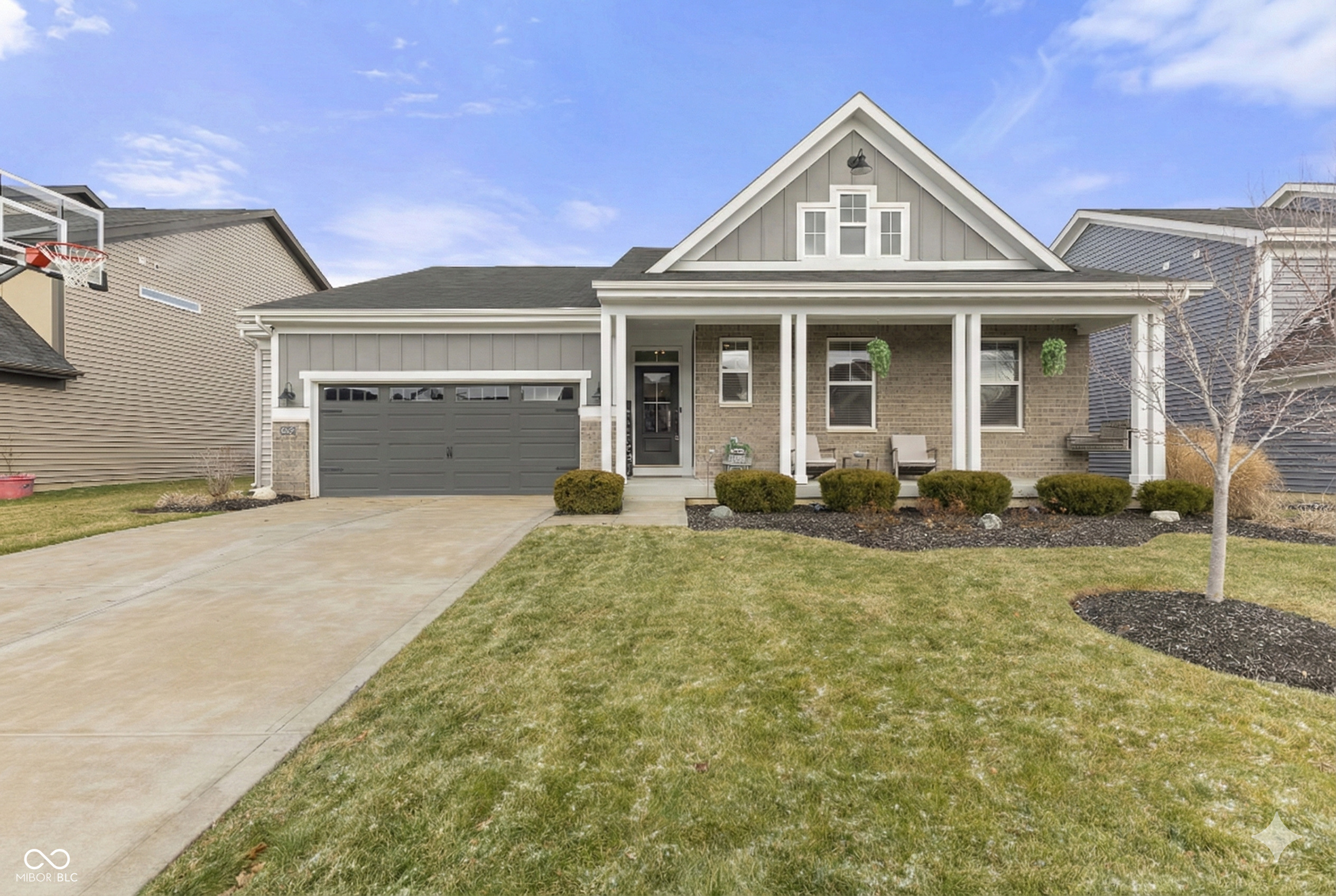9906 Denim Drive Indianapolis IN 46239