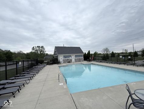 9906 Denim Drive Indianapolis IN 46239