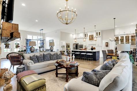 1135 Maclaren Court Franklin IN 46131