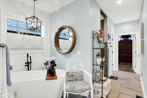 1135 Maclaren Court Franklin IN 46131