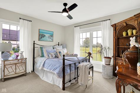 1135 Maclaren Court Franklin IN 46131