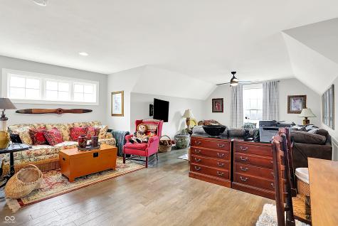 1135 Maclaren Court Franklin IN 46131