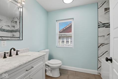 3702 Manor Court Indianapolis IN 46218
