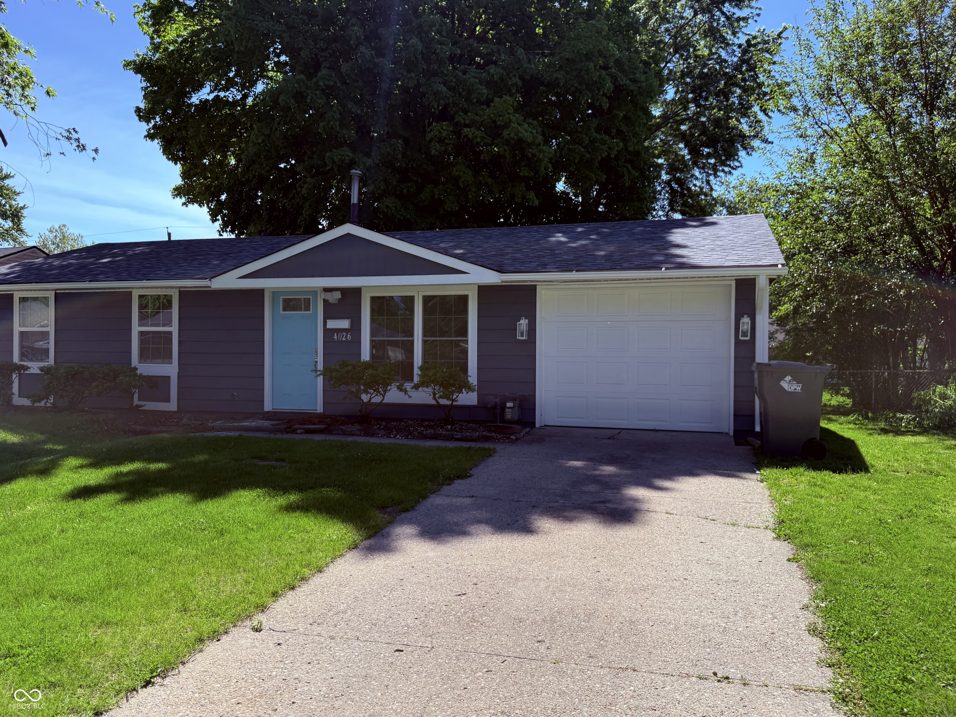 4026 Eisenhower Drive Indianapolis IN 46254