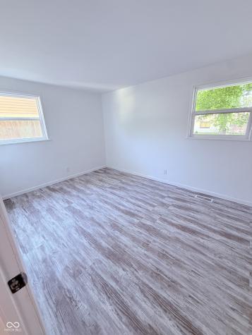 4026 Eisenhower Drive Indianapolis IN 46254
