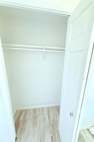 4026 Eisenhower Drive Indianapolis IN 46254