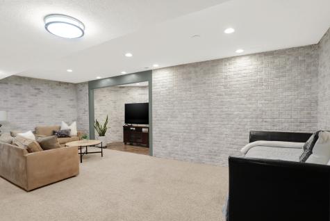 8608 Wrangler Court Indianapolis IN 46217