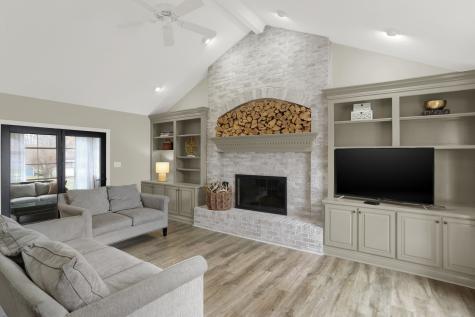 8608 Wrangler Court Indianapolis IN 46217