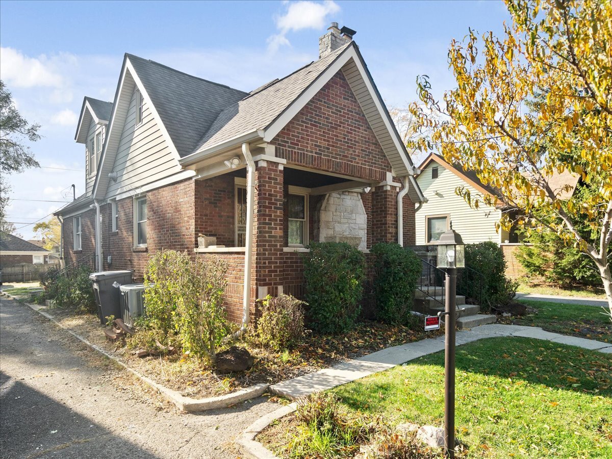 5335 E 10th Street Indianapolis IN 46219