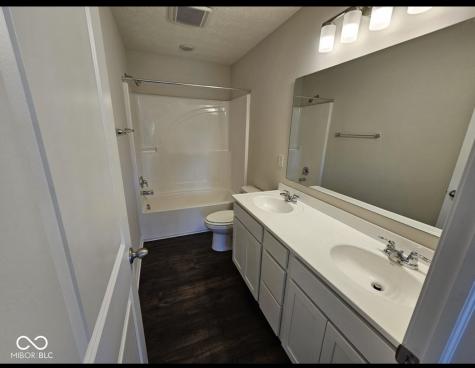7696 Rolling Green Drive Plainfield IN 46168