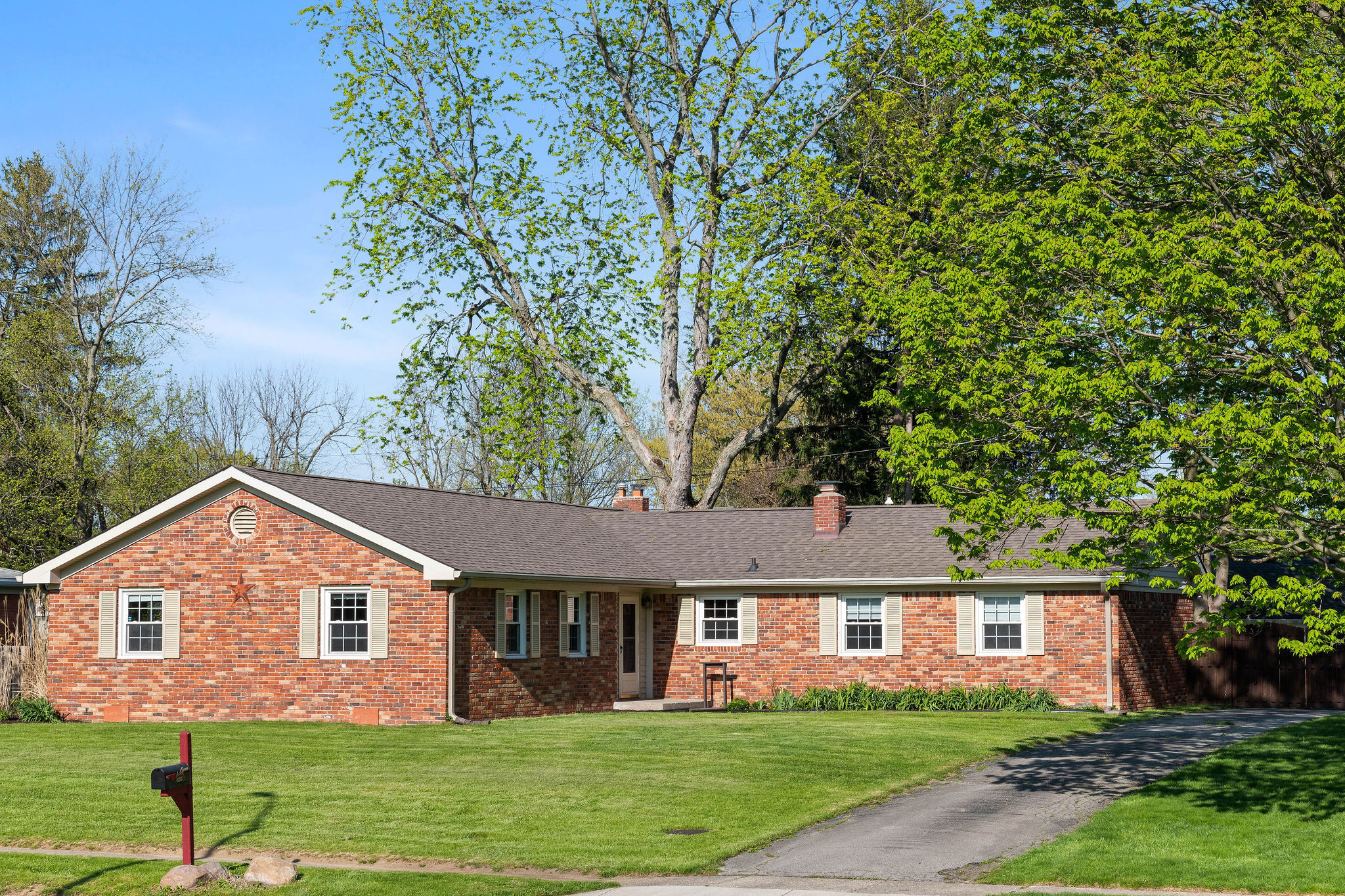 635 Westmore Drive Indianapolis IN 46214