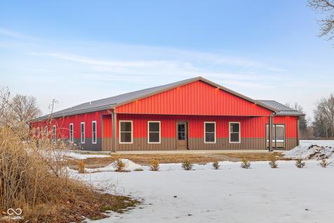 8615 S 150 W Columbus IN 47201