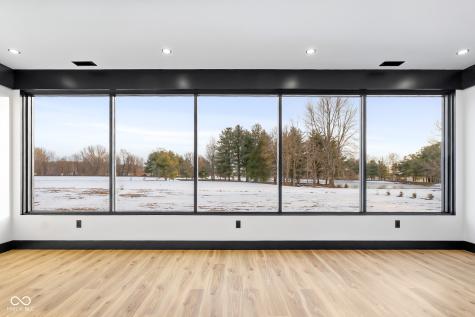 8615 S 150 W Columbus IN 47201