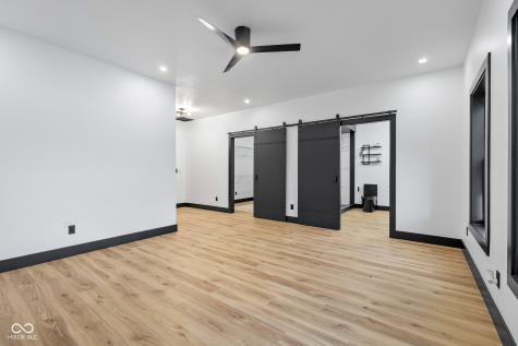 8615 S 150 W Columbus IN 47201