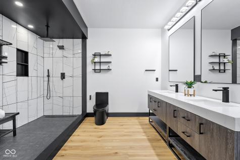 8615 S 150 W Columbus IN 47201