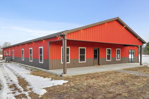 8615 S 150 W Columbus IN 47201