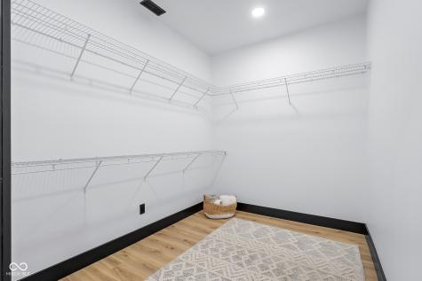 8615 S 150 W Columbus IN 47201