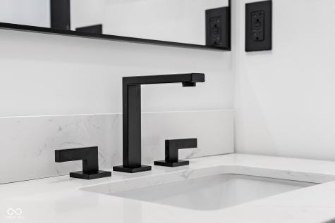 8615 S 150 W Columbus IN 47201