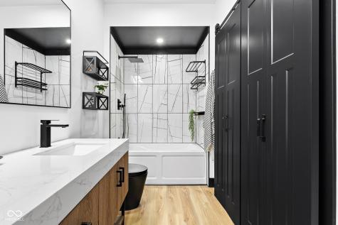 8615 S 150 W Columbus IN 47201