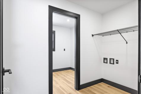 8615 S 150 W Columbus IN 47201