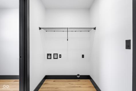 8615 S 150 W Columbus IN 47201