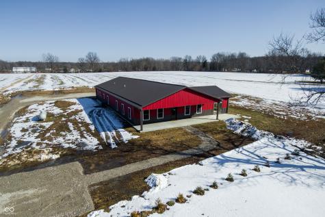 8615 S 150 W Columbus IN 47201