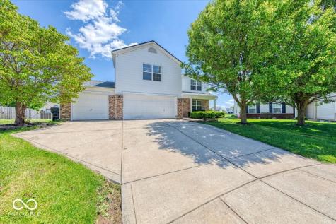 2705 Camelot Way Greenwood IN 46143