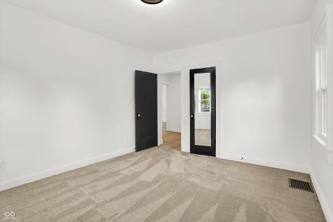 260 W 44th Street Indianapolis IN 46208
