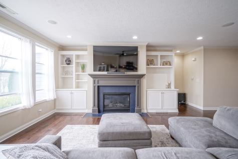 15209 Kampen Circle Carmel IN 46033