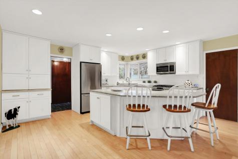 6725 Grosvenor Place Indianapolis IN 46220