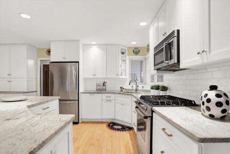 6725 Grosvenor Place Indianapolis IN 46220