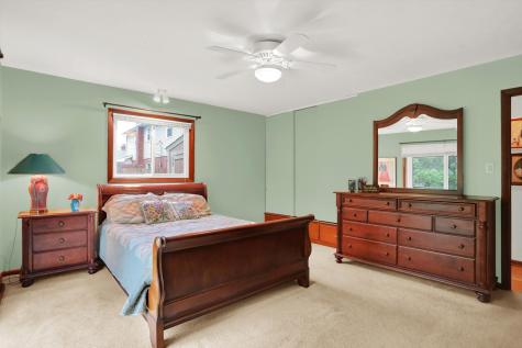 6725 Grosvenor Place Indianapolis IN 46220