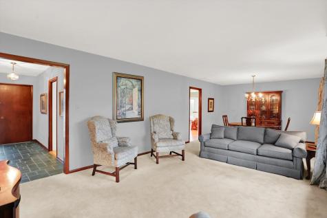 6725 Grosvenor Place Indianapolis IN 46220