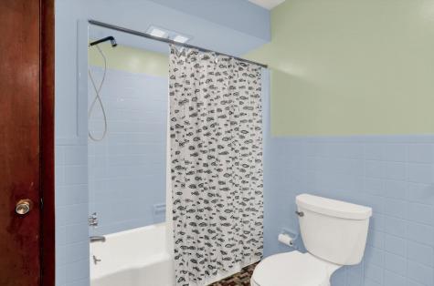 6725 Grosvenor Place Indianapolis IN 46220