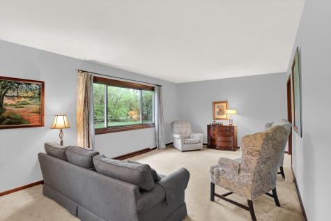 6725 Grosvenor Place Indianapolis IN 46220