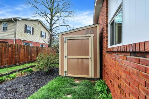 6725 Grosvenor Place Indianapolis IN 46220
