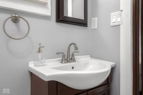 1714 Gilmore Street Columbus IN 47201